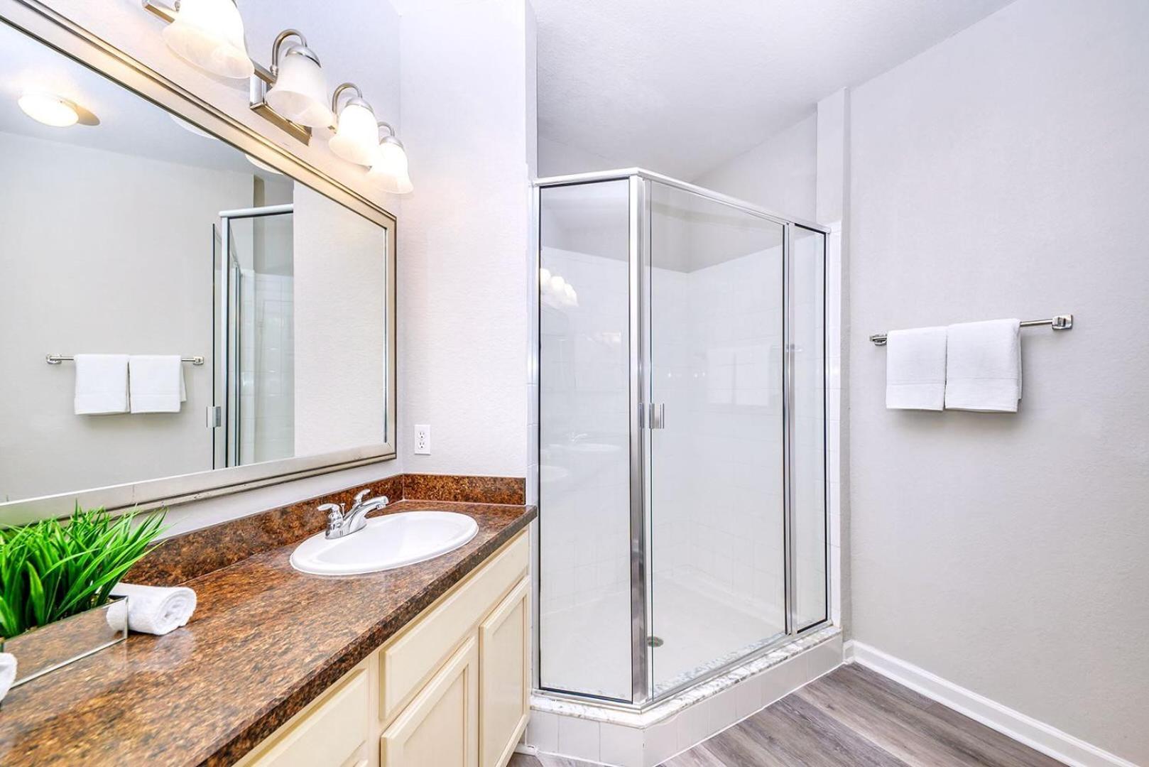 Ferienhaus Cozy 2br - Private Balcony - Near Orlando